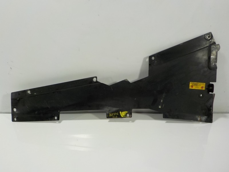 Recambio de moldura para mclaren 570s spider p13 referencia OEM IAM  13A6476CP 