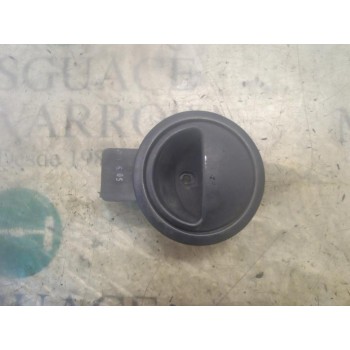 MANETA INTERIOR DELANTERA IZQUIERDA 