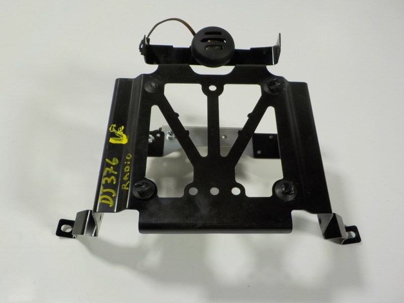 Recambio de moldura para mclaren 570s spider p13 referencia OEM IAM  11M3005CP 