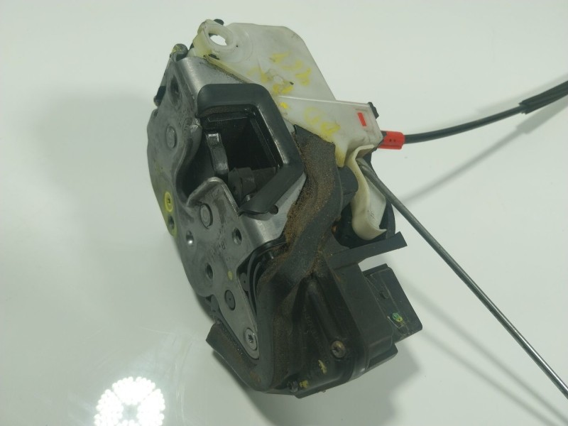 Recambio de cerradura puerta delantera derecha para opel astra j gtc 2.0 cdti (08) referencia OEM IAM 13579523 3023880RH3 