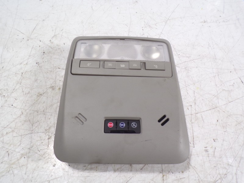 Recambio de piloto interior para opel mokka 1.6 cdti dpf referencia OEM IAM 95939838  