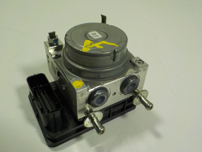 Recambio de abs para mazda 2 lim. () 1.5 16v cat referencia OEM IAM  DG7R437A0 