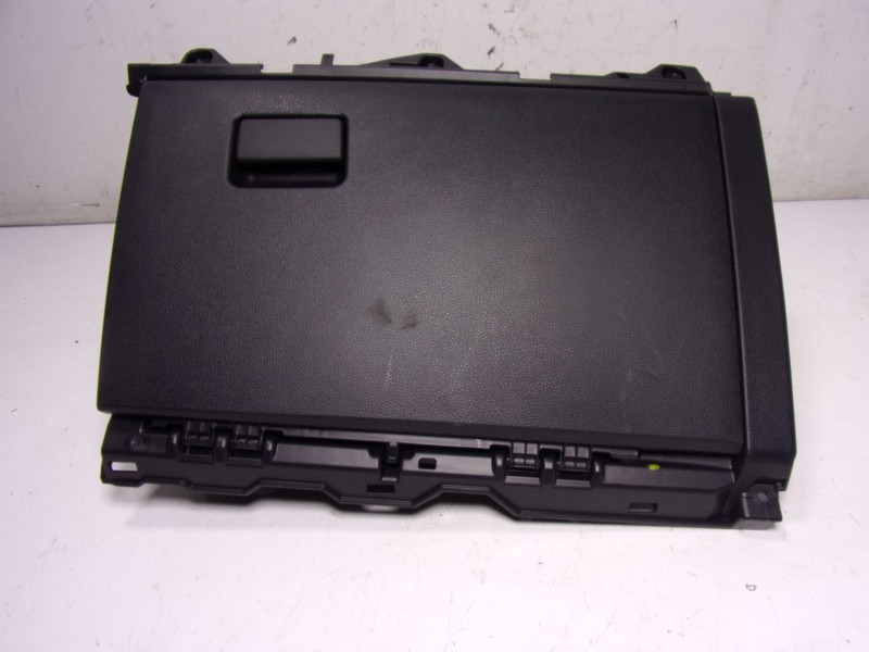 Recambio de guantera para toyota corolla hybrid referencia OEM IAM 5555002520C0  