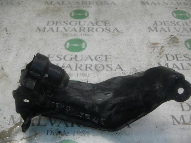 Recambio de soporte brazo suspension delantero izquierdo para nissan primera berlina (p11) básico referencia OEM IAM   