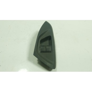 MANDO ELEVALUNAS DELANTERO IZQUIERDO B000892480 CZ1140U96A 