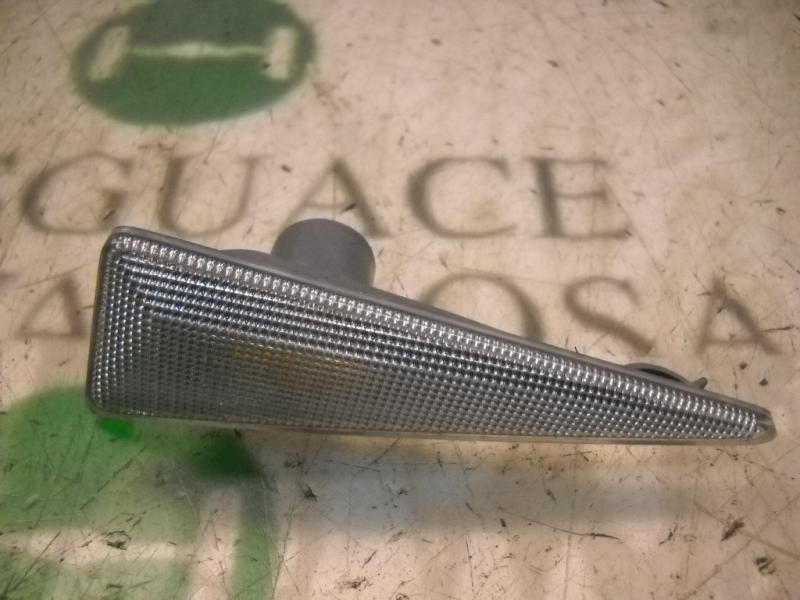 Recambio de piloto lateral derecho para renault vel satis (bj0) privilege referencia OEM IAM 8200633417  