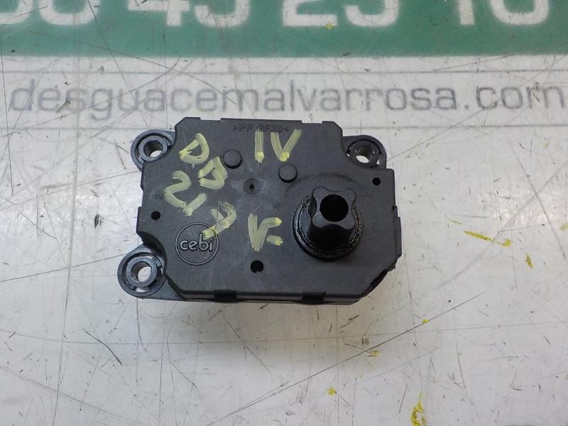 Recambio de motor apertura trampillas climatizador para opel insignia berlina sport referencia OEM IAM 13316344 52437252 