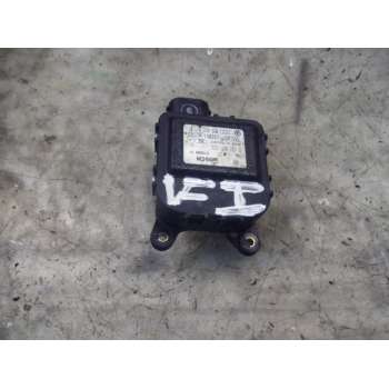 MOTOR APERTURA TRAMPILLAS CLIMATIZADOR 8D2820511C 0132801122 0132801122