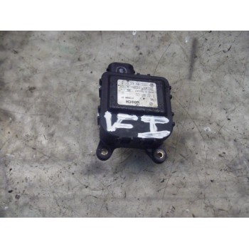 MOTOR APERTURA TRAMPILLAS CLIMATIZADOR 8D2820511C 0132801122 0132801122