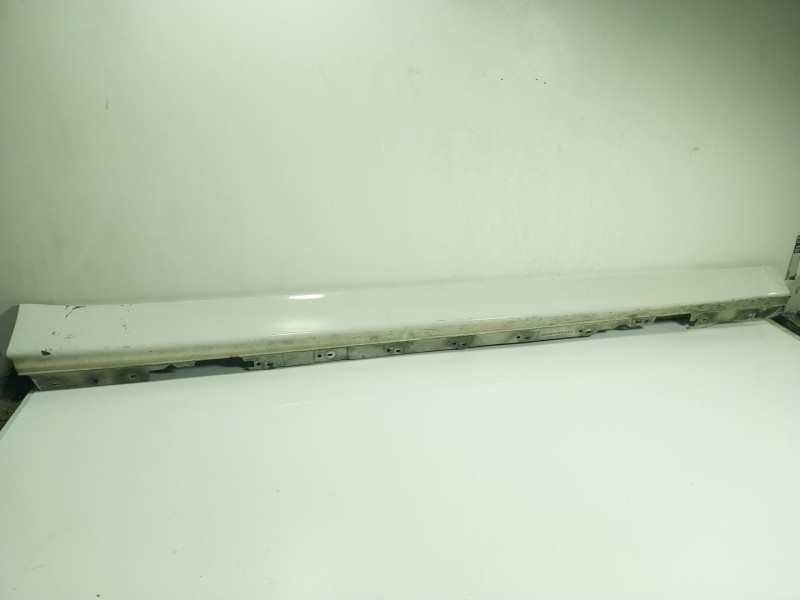 Recambio de faldon lateral para bmw 3 touring (f31) 316 d referencia OEM IAM 51777312752 903167889 