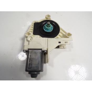 MOTOR ELEVALUNAS TRASERO DERECHO 8K0959812A 8K0959812A 1101919813201