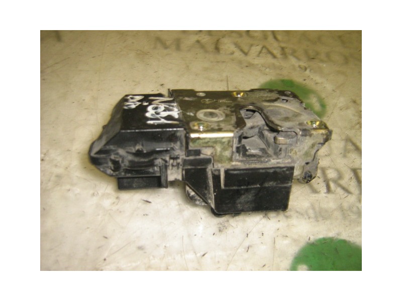 Recambio de cerradura puerta delantera derecha para peugeot 306 berlina 4 puertas (s1) srd referencia OEM IAM   