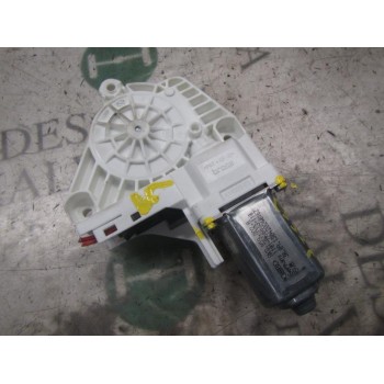 MOTOR ELEVALUNAS DELANTERO DERECHO 8T0959802B 8K5959802A 