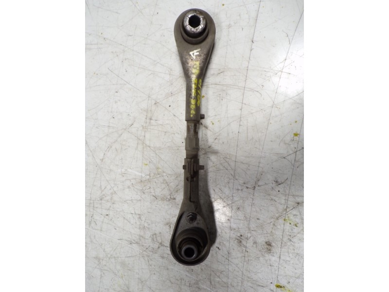 Recambio de brazo suspension inferior trasero derecho para peugeot 508 2.0 blue-hdi fap referencia OEM IAM 517847  