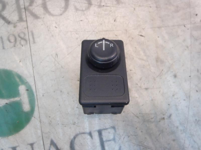 Recambio de mando retrovisor para nissan almera tino (v10m) acenta referencia OEM IAM   