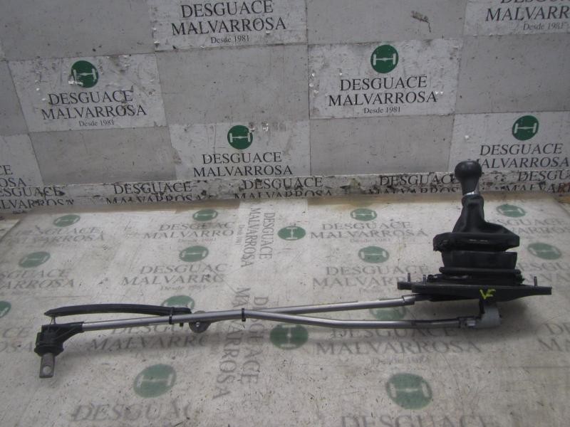 Recambio de palanca cambio para audi a4 ber. (b8) 2.0 16v tdi referencia OEM IAM 8K0711055K  