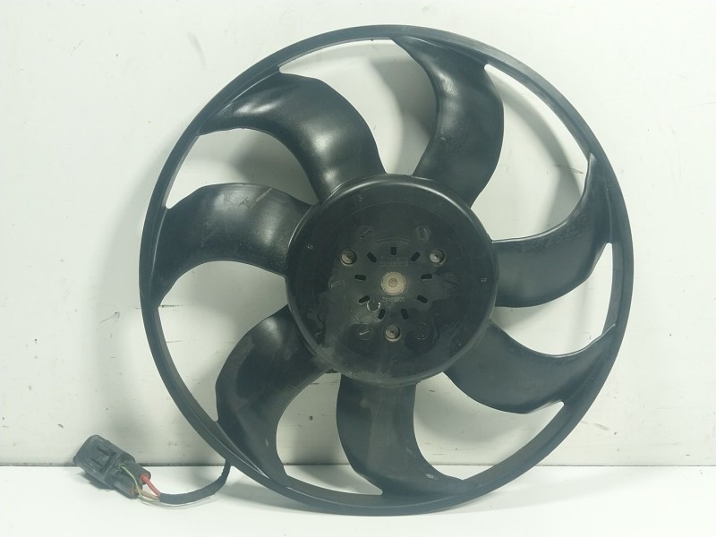 Recambio de electroventilador para bmw 2 active tourer (f45) 225 xe plug-in-hybrid referencia OEM IAM 17427646410 763607108 