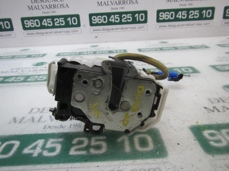 Recambio de cerradura puerta delantera derecha para peugeot bipper 1.4 hdi referencia OEM IAM 9138S0  