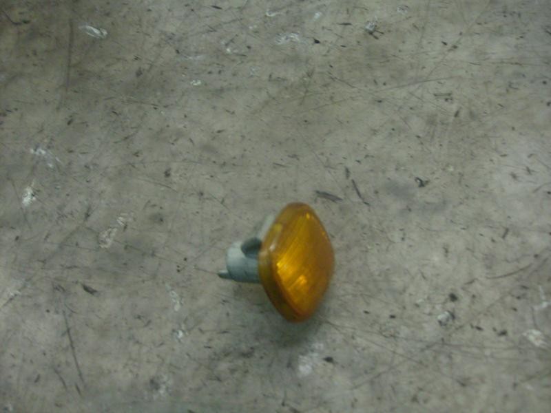 Recambio de piloto lateral derecho para audi a3 (8l) 1.9 tdi ambiente referencia OEM IAM 4D0949127B  