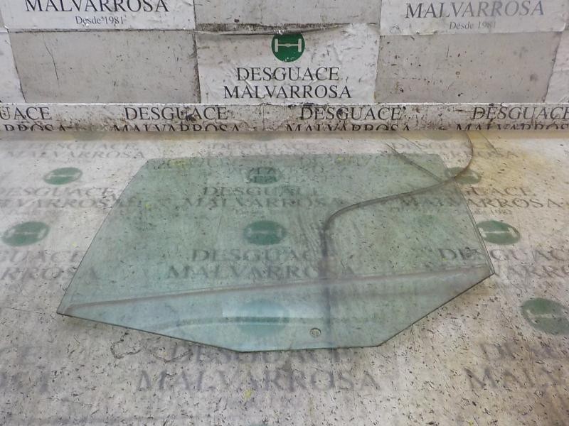 Recambio de cristal puerta trasero izquierdo para volkswagen golf v berlina (1k1) referencia OEM IAM 1K6845025B  