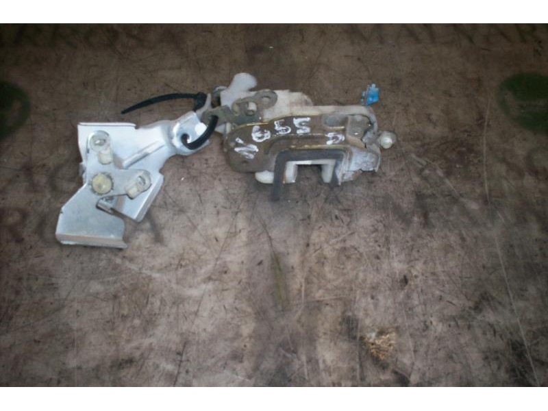 Recambio de cerradura puerta delantera derecha para nissan vanette cargo vanette cargo combi - 5 referencia OEM IAM   