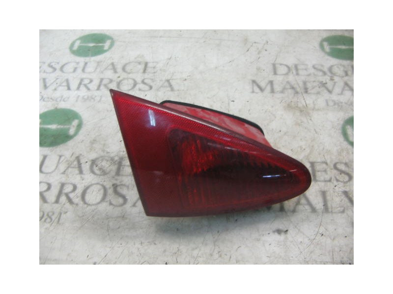 Recambio de piloto trasero izquierdo interior para alfa romeo 147 (190) 1.9 jtd distinctive referencia OEM IAM   