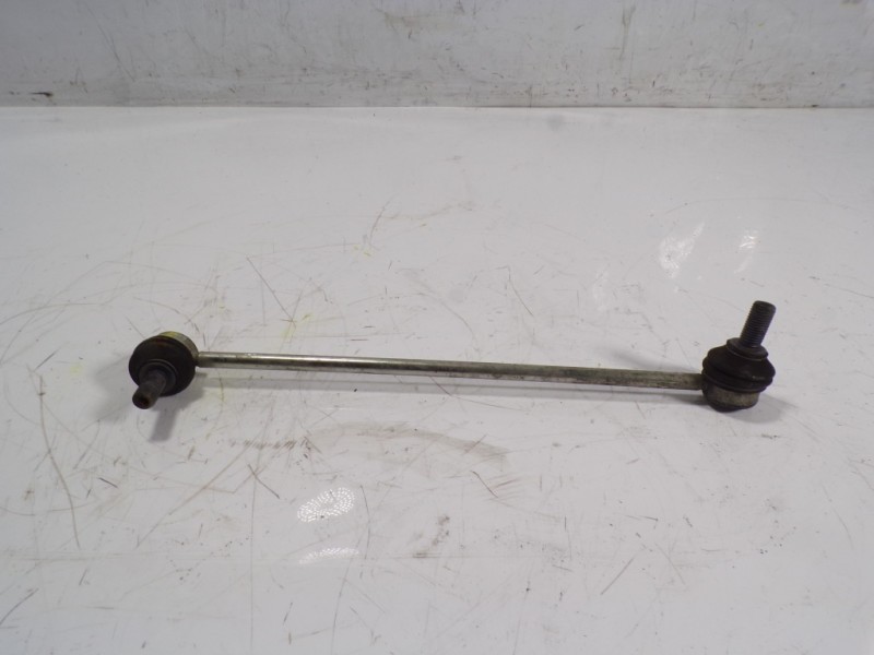 Recambio de tirante delantero derecho para volkswagen tiguan advance bmt referencia OEM IAM 5Q0411315A  