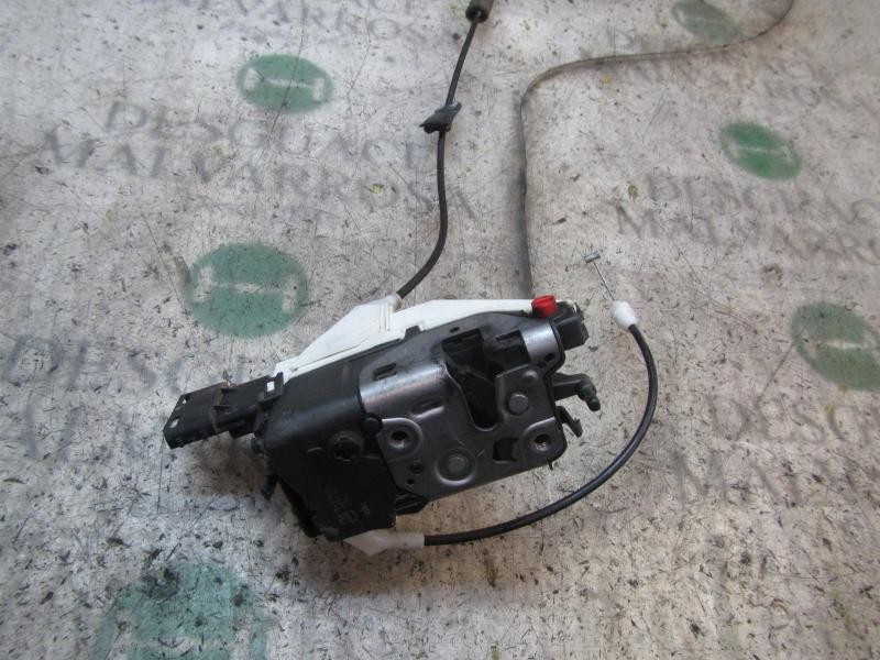 Recambio de cerradura puerta delantera izquierda para peugeot 308 confort referencia OEM IAM   