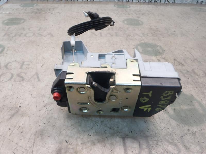 Recambio de cerradura puerta trasera derecha para peugeot 307 berlina (s2) xt referencia OEM IAM 9138G0  