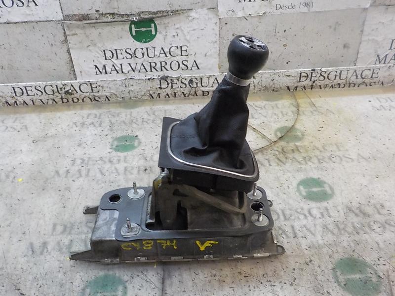 Recambio de palanca cambio para volkswagen golf v berlina (1k1) referencia OEM IAM 1K0711050A  