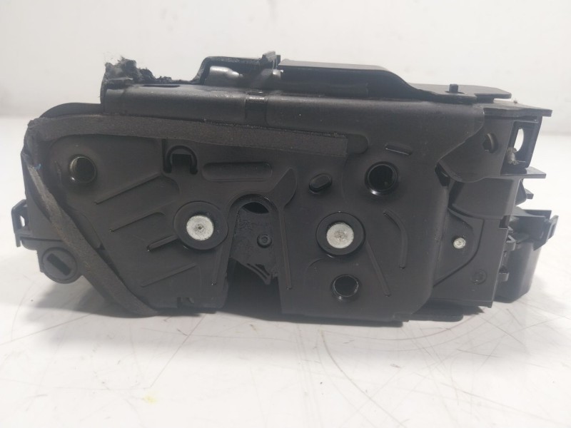 Recambio de cerradura puerta trasera derecha para audi a3 sportback (8ya, 8yf) 30 tdi referencia OEM IAM 5TA839016L 5TA839016L 