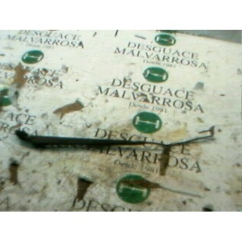 BRAZO LIMPIA DELANTERO DERECHO 