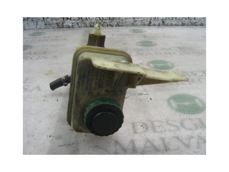 Recambio de deposito servo para audi 80 avant básico berlina referencia OEM IAM   