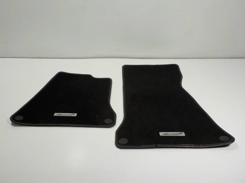 Recambio de juego tapizados / cartoneras para mclaren 570s spider p13 referencia OEM IAM   