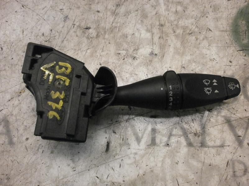 Recambio de mando limpia para ford fiesta (cbk) ghia referencia OEM IAM   