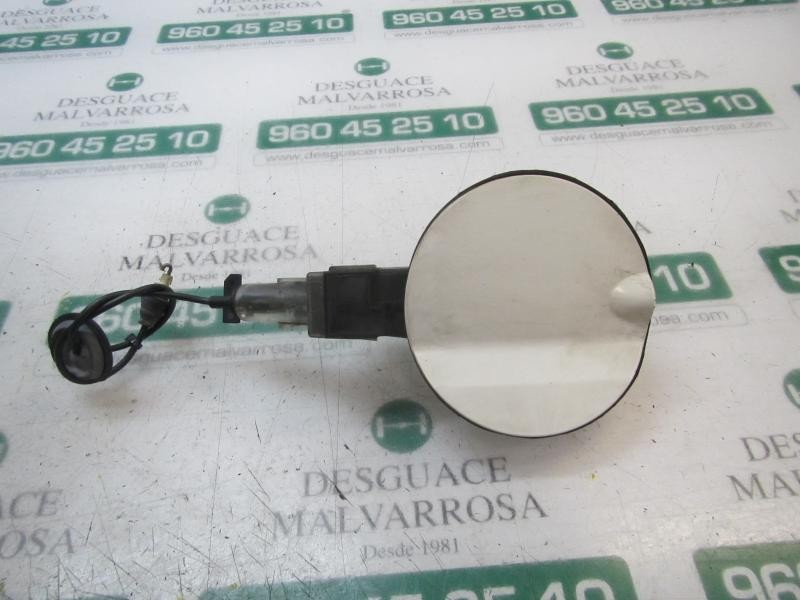 Recambio de tapa combustible para peugeot bipper 1.4 hdi referencia OEM IAM 1517F6  