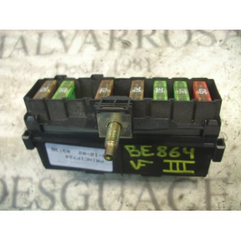 CAJA RELES / FUSIBLES 