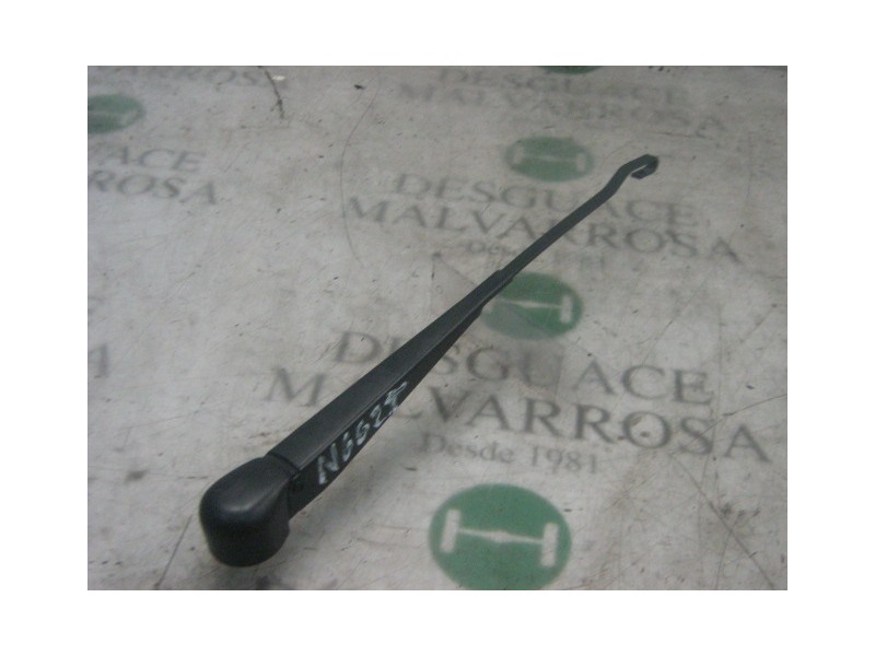 Recambio de brazo limpia trasero para citroën xsara coupe 2.0 hdi vtr (80kw) referencia OEM IAM   