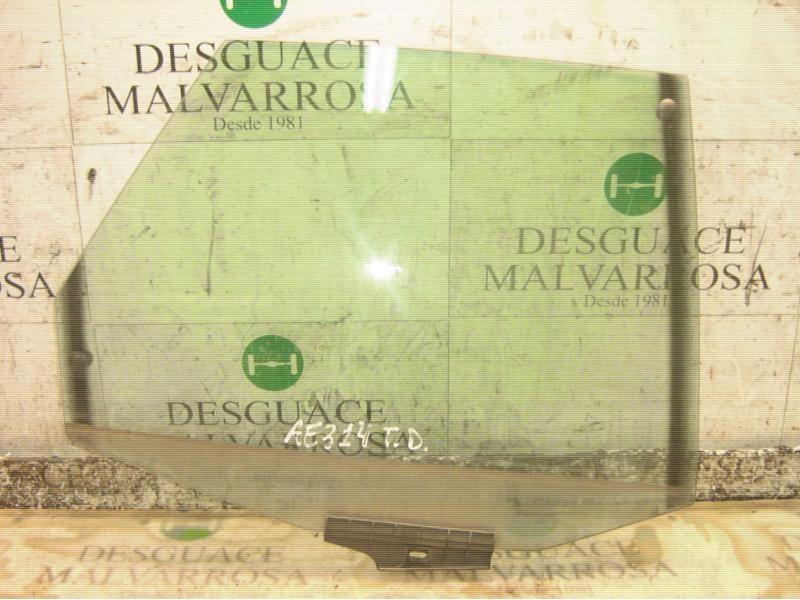 Recambio de cristal puerta trasero derecho para audi 80 avant 1.9 tdi referencia OEM IAM   
