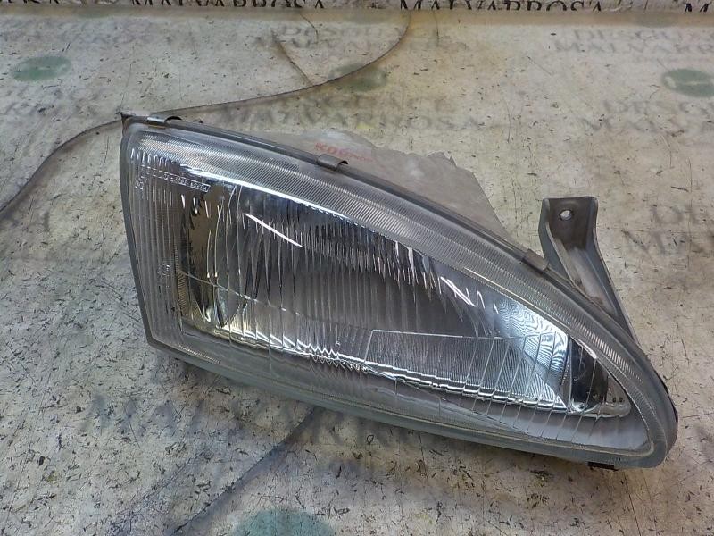 Recambio de faro derecho para hyundai lantra berlina (rd) 1.6 16v cat referencia OEM IAM   