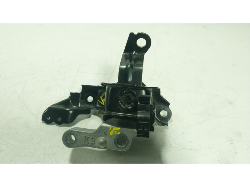 Recambio de soporte motor derecho para toyota yaris cross (mxp_) 1.5 hybrid (mxpj10) referencia OEM IAM 12305K0050  