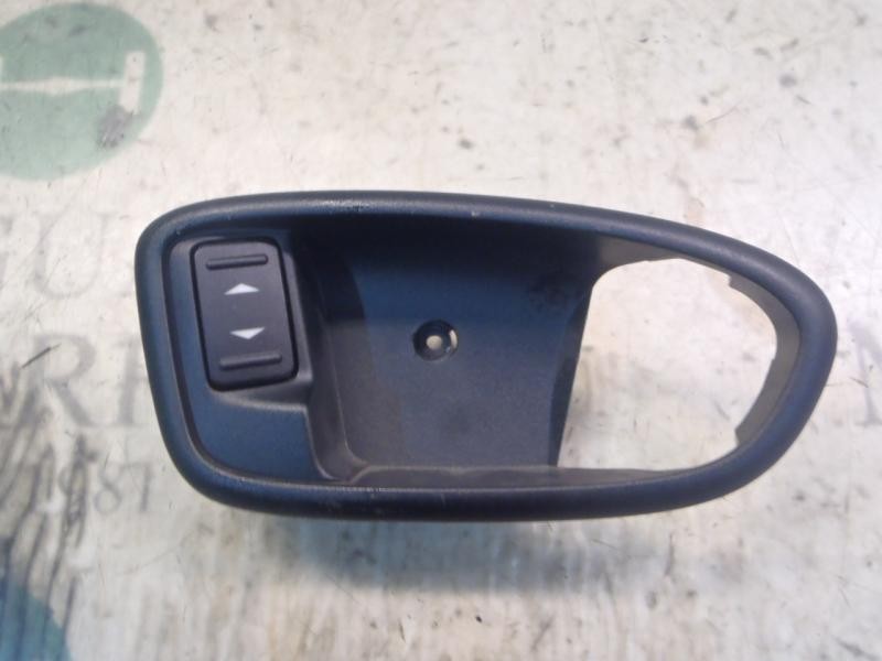 Recambio de mando elevalunas trasero derecho para ford mondeo ber. (ca2) trend referencia OEM IAM   