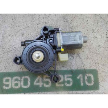 MOTOR ELEVALUNAS DELANTERO IZQUIERDO 5Q0959801B 5Q0959801B 0130822717