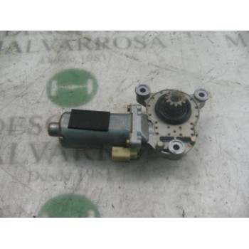 MOTOR ELEVALUNAS DELANTERO DERECHO 