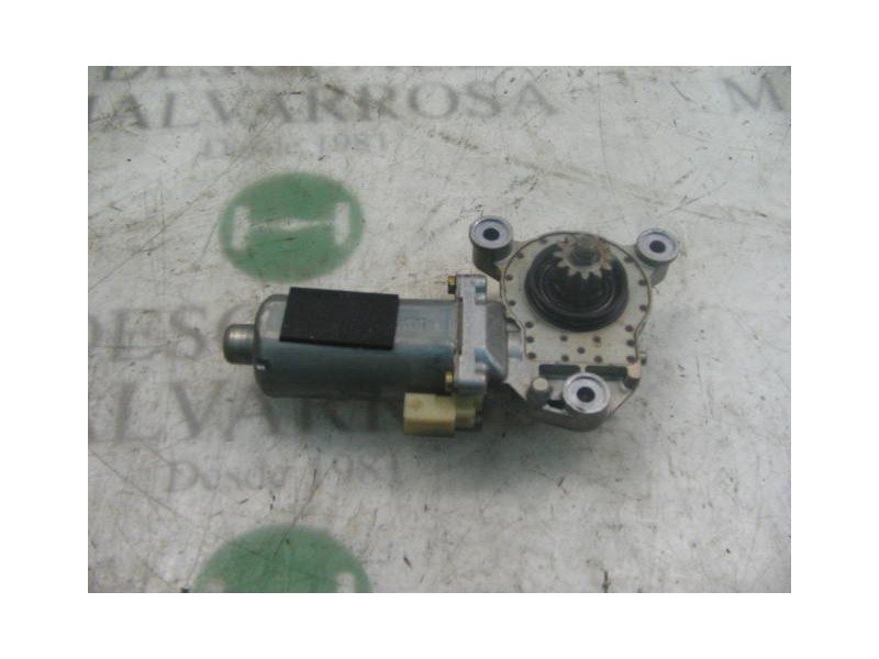 Recambio de motor elevalunas delantero derecho para volvo serie 850 2.0 10v berlina referencia OEM IAM   