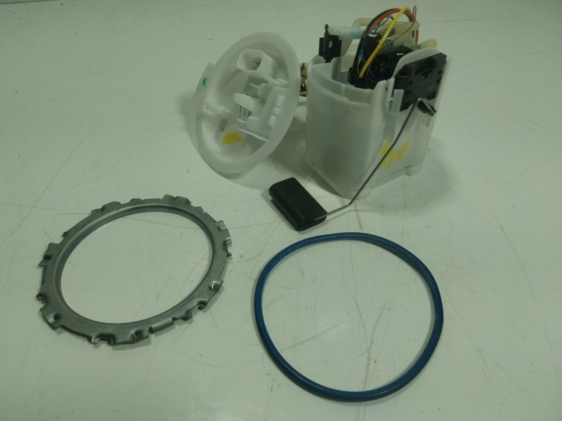 Recambio de aforador para bmw 5 (g30, f90) 540 i xdrive referencia OEM IAM 16119468602 946860205 