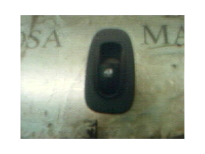 Recambio de mando elevalunas trasero izquierdo para hyundai accent (lc) crdi gl referencia OEM IAM 9358025015PK  