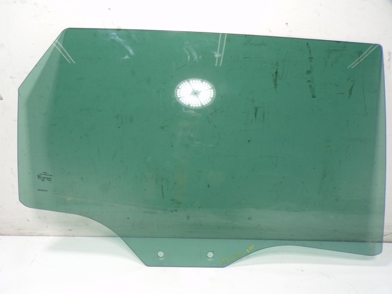 Recambio de cristal puerta trasero derecho para seat leon sportstourer (kl8) fr referencia OEM IAM 5FE845026E  