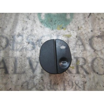 MANDO ELEVALUNAS DELANTERO DERECHO 