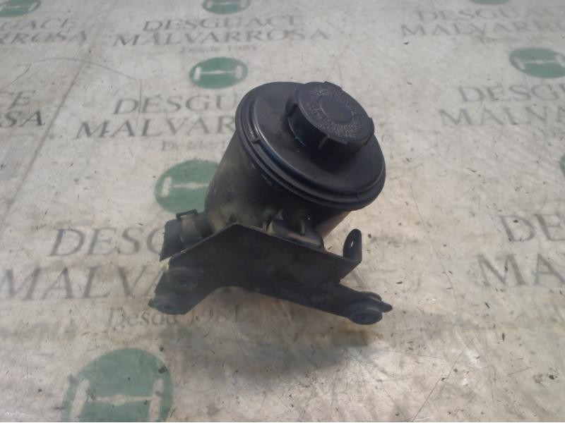 Recambio de deposito servo para nissan primera berlina (p12) acenta referencia OEM IAM   